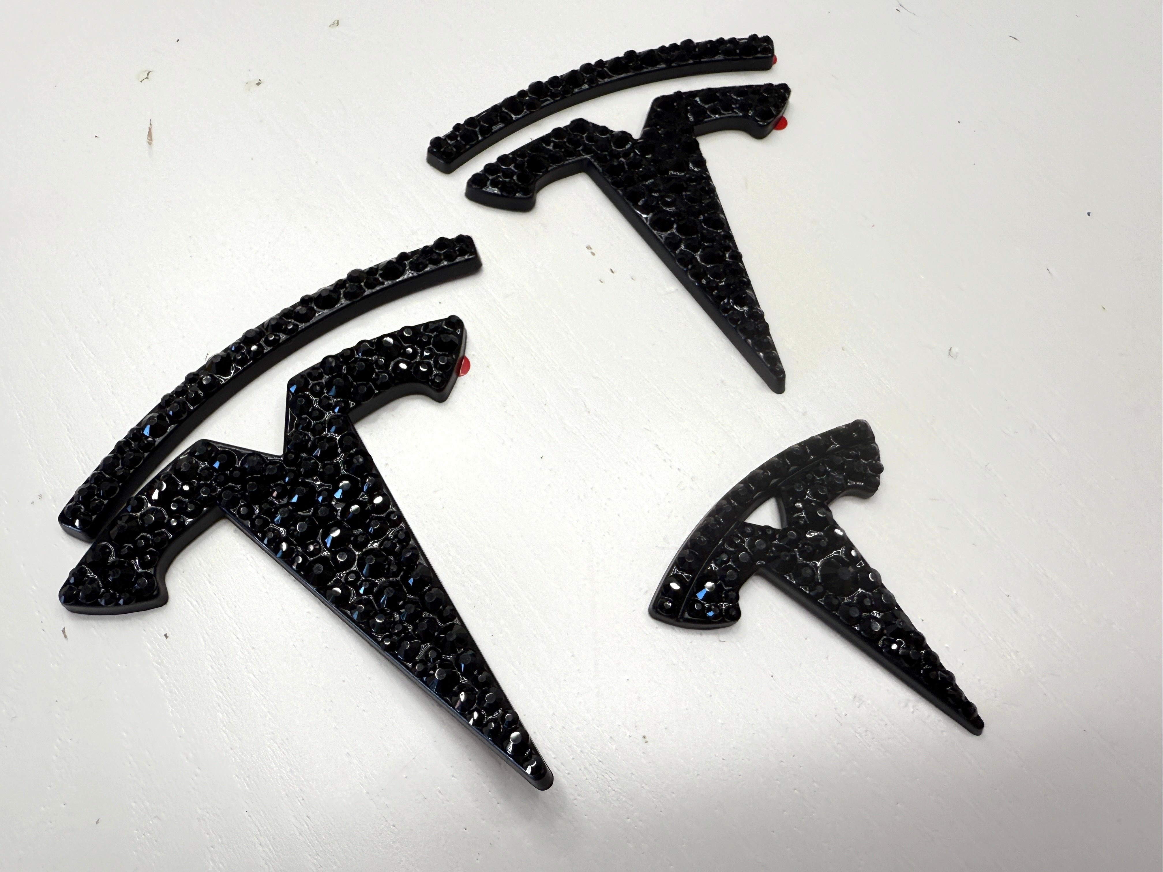 Stuur/Voorkofferbak/Achterste Kofferbak Tesla Logo Stickers Voor Tesla Model 3 X S Y 2022, Metaal Materialen Embleem Kenteken Stickers Accessoires,Black Stuur/Voorkofferbak/Achterste Kofferbak Tesla Logo Stickers Voor Tesla Model 3 X S Y 2022, Metaal Materialen Embleem Kenteken Stickers Accessoires,Black